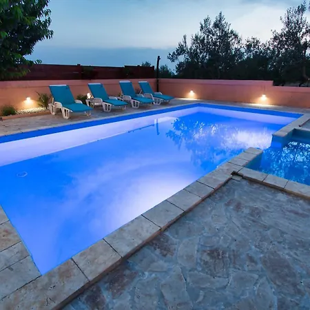 My Dalmatia - With Private Pool Tatil Evi *